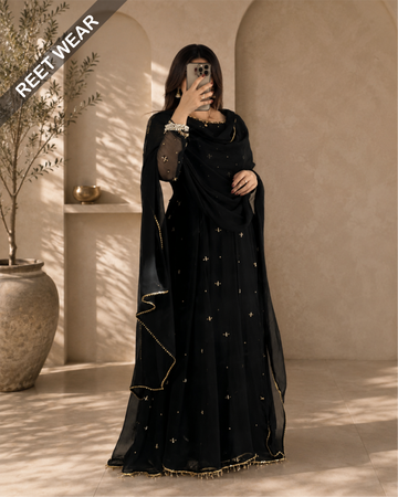 BLACK MAXY