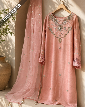 CHAAYE PINK