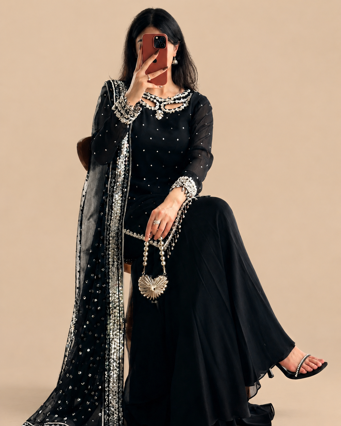 BANEEN BLACK