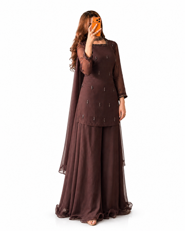 DARK BROWN