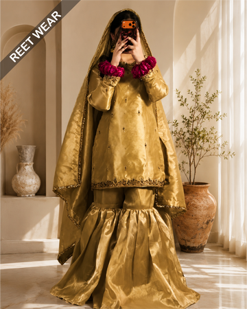 GOLDEN GHARARA