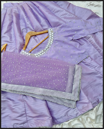 LILAC_BY_AURA