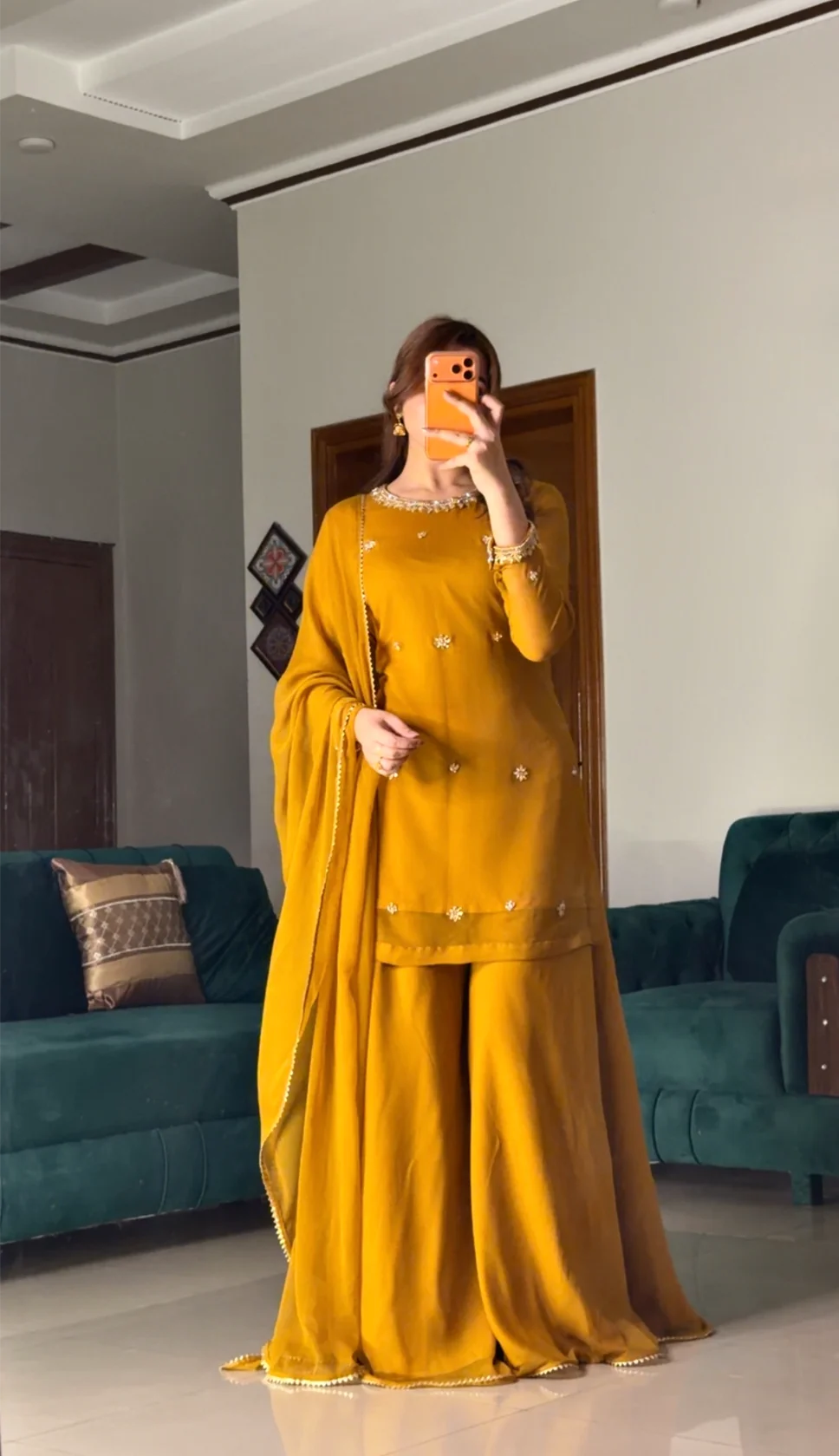 MUSTARD YELLOW