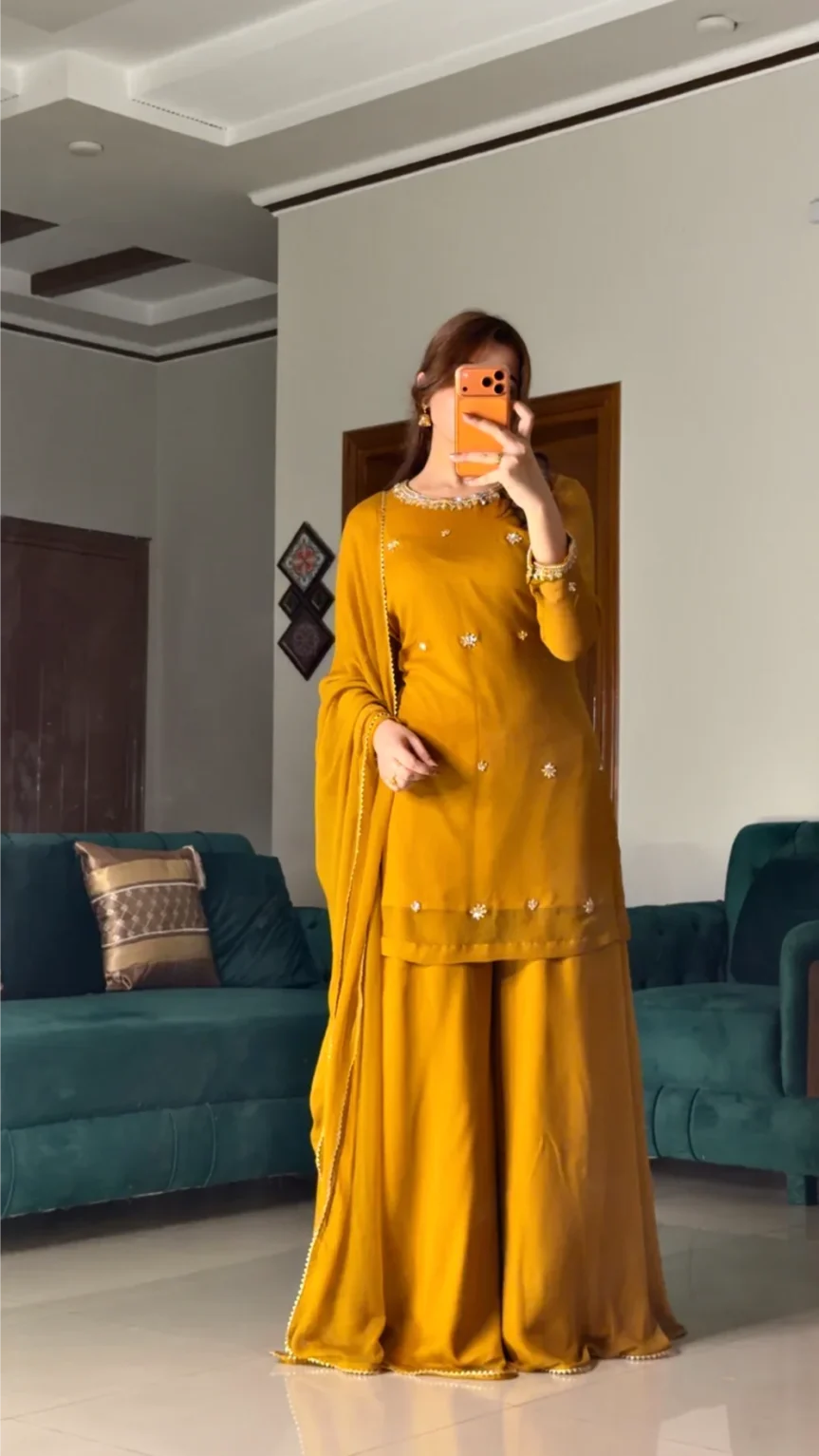 MUSTARD YELLOW