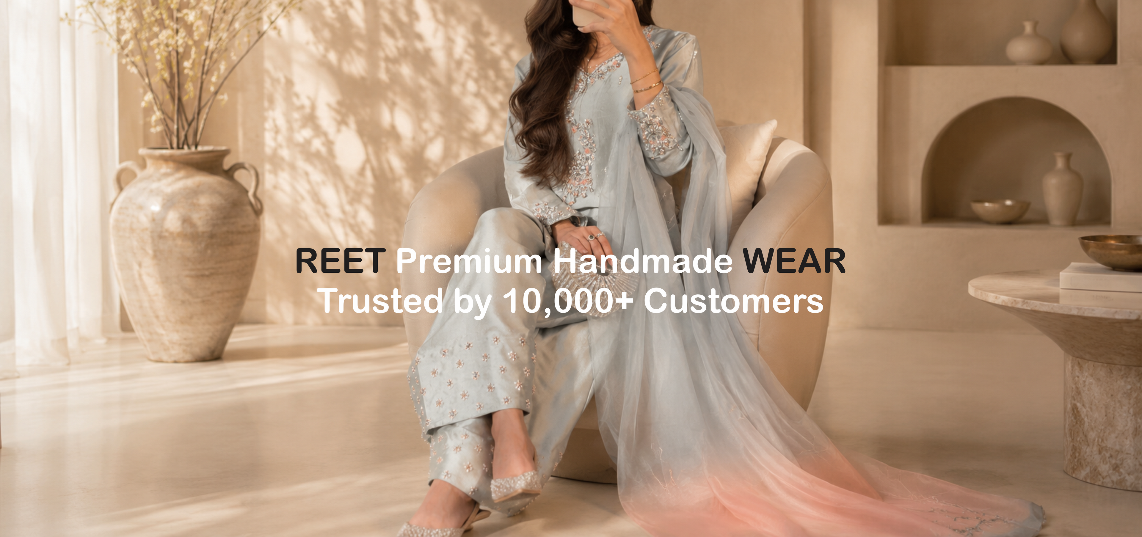 slider image slider_item_GqCGrE